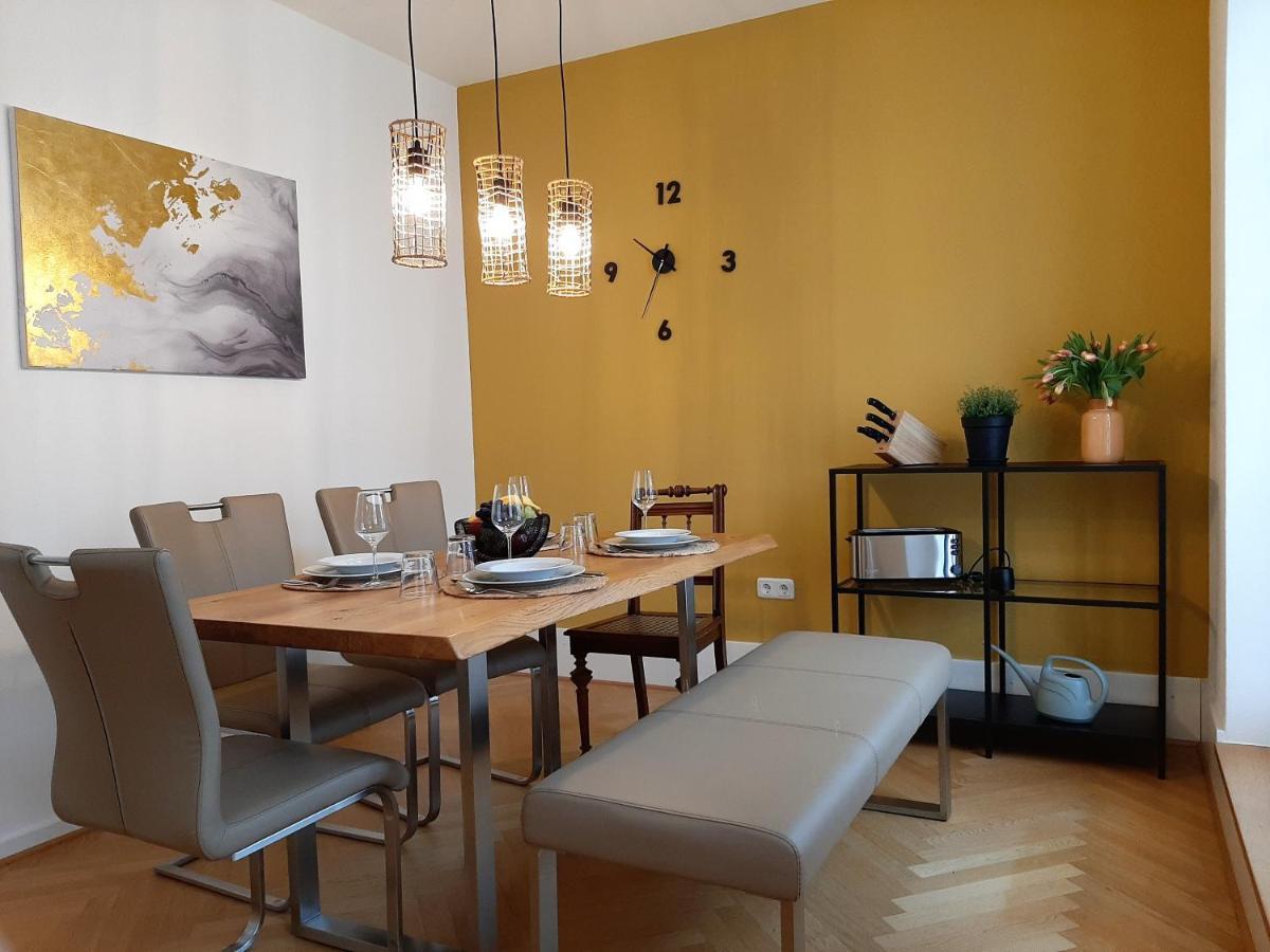 Apartment 4-6 Personen I 80Qm I Altstadt I Dachterasse I Parkplatz Straubing Ngoại thất bức ảnh