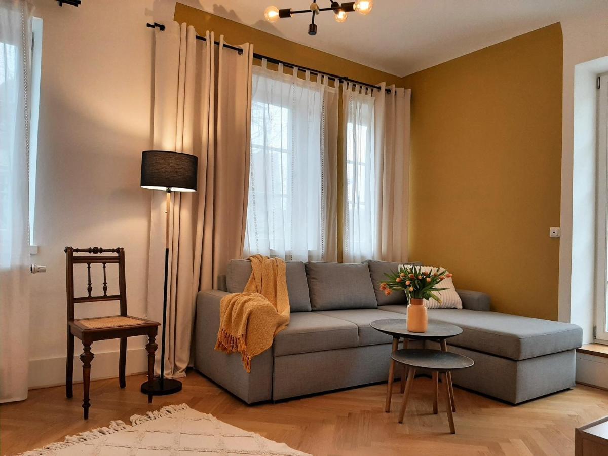 Apartment 4-6 Personen I 80Qm I Altstadt I Dachterasse I Parkplatz Straubing Ngoại thất bức ảnh