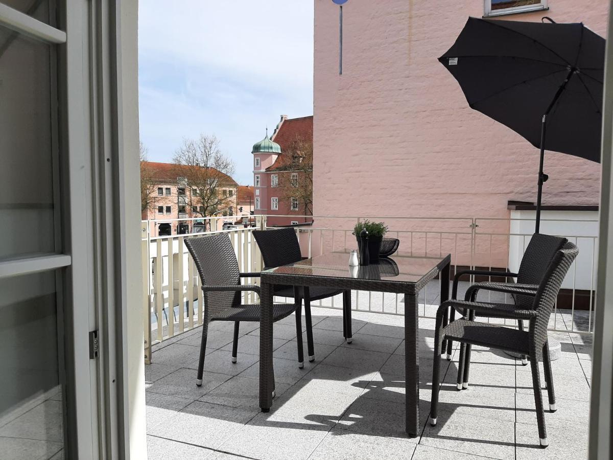 Apartment 4-6 Personen I 80Qm I Altstadt I Dachterasse I Parkplatz Straubing Ngoại thất bức ảnh
